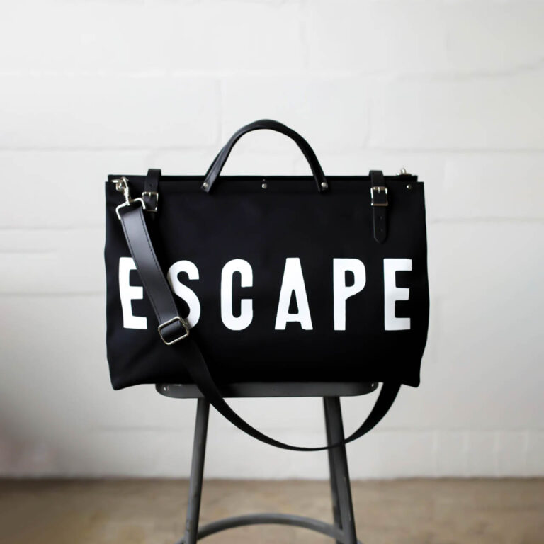 Escape-Black-14